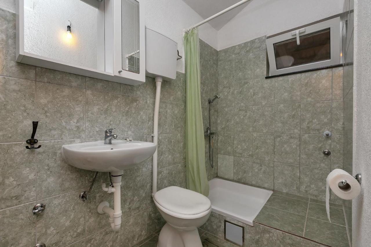 Apartments Milivoj Bogomolje エクステリア 写真