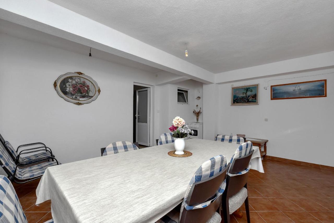 Apartments Milivoj Bogomolje エクステリア 写真