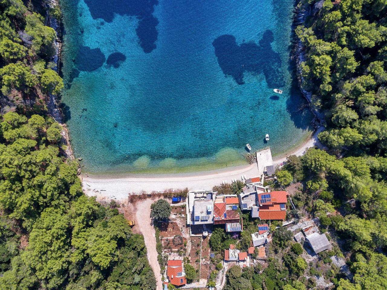 Apartments Milivoj Bogomolje エクステリア 写真