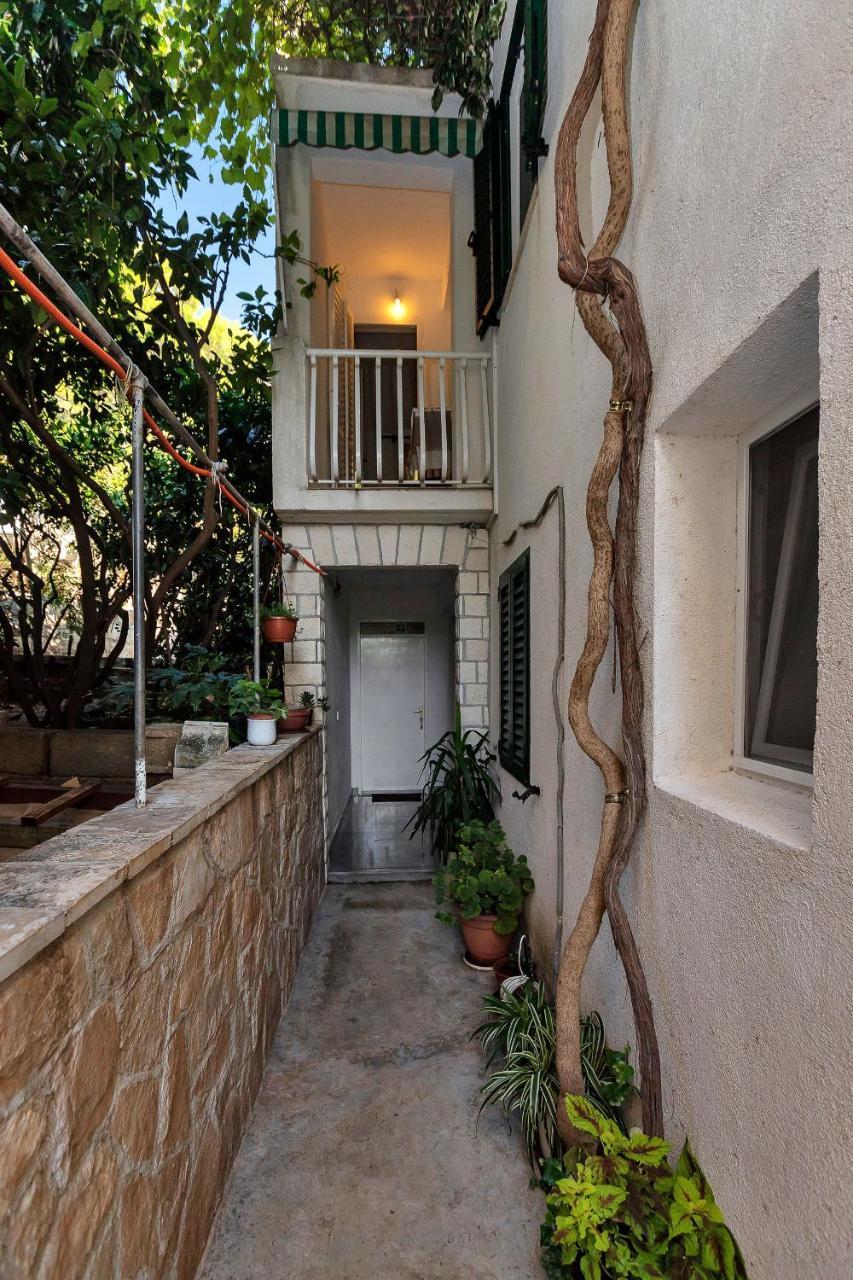 Apartments Milivoj Bogomolje エクステリア 写真